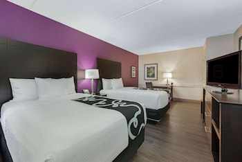Deluxe Room, 2 Double Beds, Non Smoking