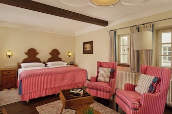Classic Room, 1 King Bed