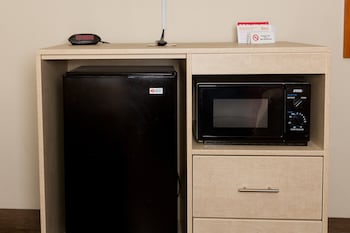 Suite, 1 King Bed with Sofa bed, Non Smoking (Two Room)