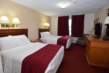 Deluxe Suite, 2 Queen Beds, Kitchen