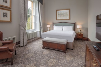 Oulton Hall Suite