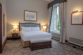 Oulton Hall Suite