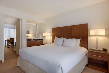 Room, 1 King Bed, Non Smoking