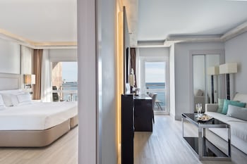 Junior Suite The Level Sea View Adults Only