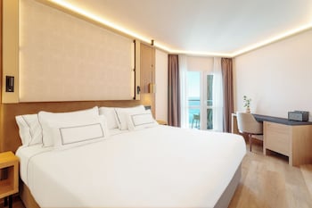 The Level Premium Room Sea View Adults Only