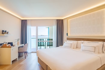 The Level Grand Premium Room Adults Only