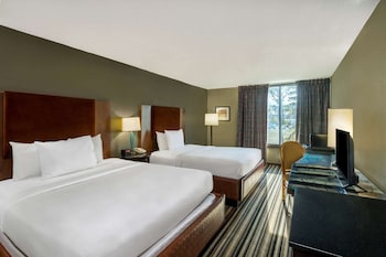 Room, 2 Queen Beds, Non Smoking