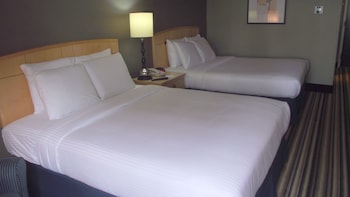 Room, Multiple Beds, Non Smoking