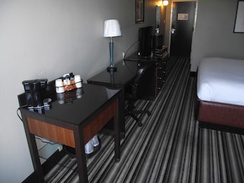 Room, 1 King Bed, Non Smoking