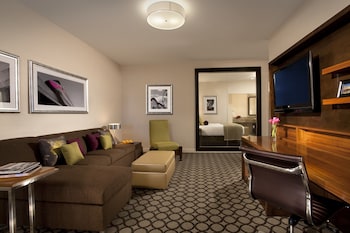 Suite, 1 Bedroom (King)