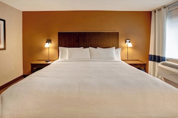 Junior Suite, 1 King Bed, Tower