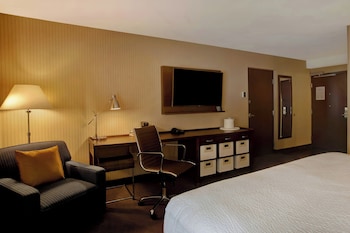 Room, 1 King Bed, Non Smoking, Tower
