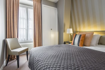 Quadruple Room, Connecting Rooms