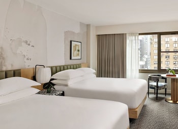 Room, 2 Queen Beds (Essential)