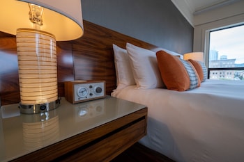 Deluxe Room, 1 King Bed