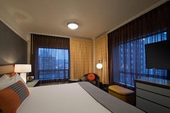 Superior Room, 1 King Bed