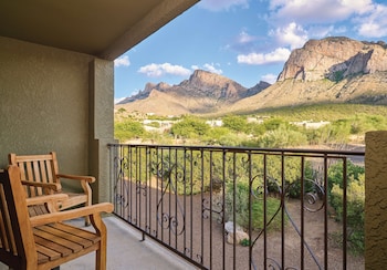 Room, 2 Queen Beds, Mountain View