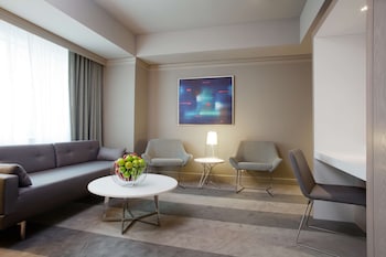 Superior Suite, 1 King Bed (Business Class)