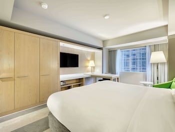 Room, 1 King Bed (Preferred)