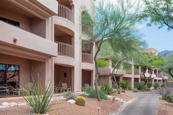 Deluxe Room, 2 Queen Beds, Golf View