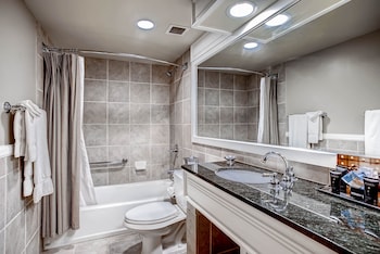 Room, 2 Queen Beds, Balcony (Hotel)