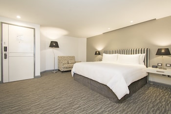 Premium Room, 1 King Bed