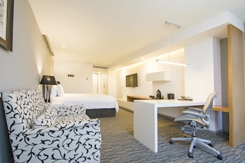 Classic Room, 1 King Bed