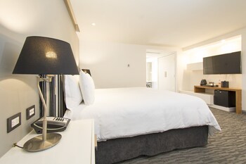 Junior Suite, 1 King Bed