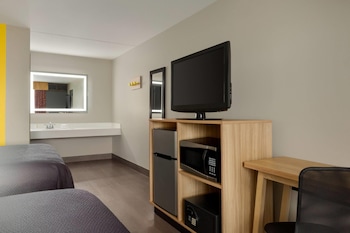 Room, 2 Double Beds, Smoking