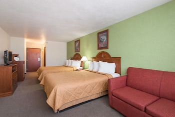 Suite, 2 Queen Beds