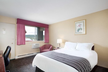 Room, 1 Queen Bed (Run of House, 1 Queen Bed)