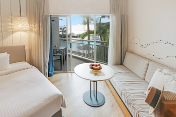 Deluxe Room King