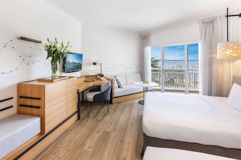 Deluxe Sea View King