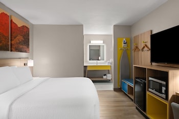 Room, 1 King Bed, Non Smoking
