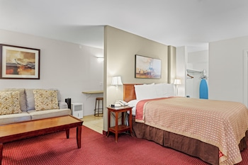 Suite, 1 King Bed, Non Smoking, Kitchenette