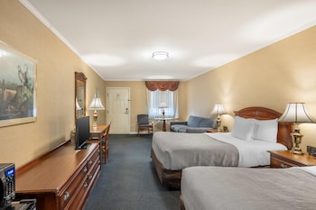 Room, 2 Queen Beds, Non Smoking