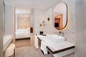 Club Room, 2 Twin Beds