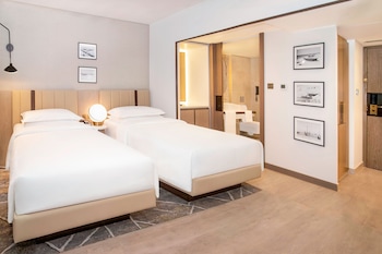 Club Room, 2 Twin Beds