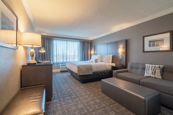 Standard Room, 1 King Bed, Non Smoking, Microwave