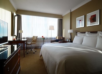 Executive Double Room, 1 King Bed, Club Lounge Access
