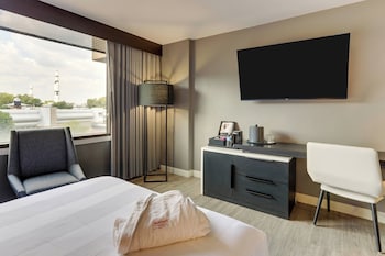 Club Room, 2 Queen Beds