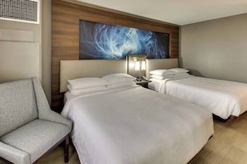 Club Room, 2 Queen Beds