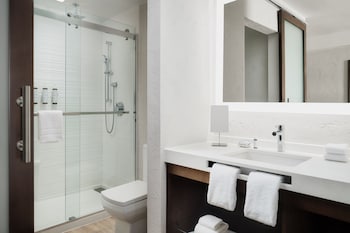 Room, Multiple Beds