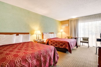 Standard Room, 2 Double Beds, Non Smoking