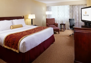 Deluxe Room, 1 King Bed, Accessible