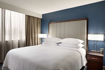 Suite, 1 King Bed, Non Smoking