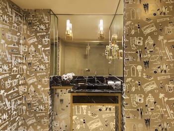 Townhouse Suite