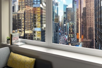 Premier Room, 2 Double Beds (Times Square)