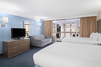 Standard Room, 2 Queen Beds (Atrium View)