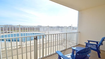 Standard Room, 2 Queen Beds, Patio